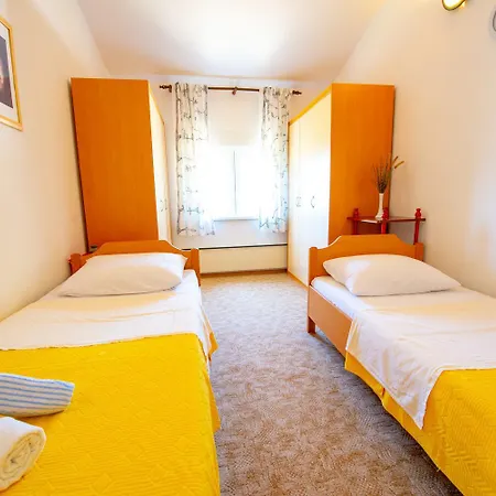 Garden Resort - Apartments Ruzmarin Potocnica Extérieur photo