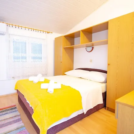 Garden Resort - Apartments Ruzmarin Potocnica Extérieur photo