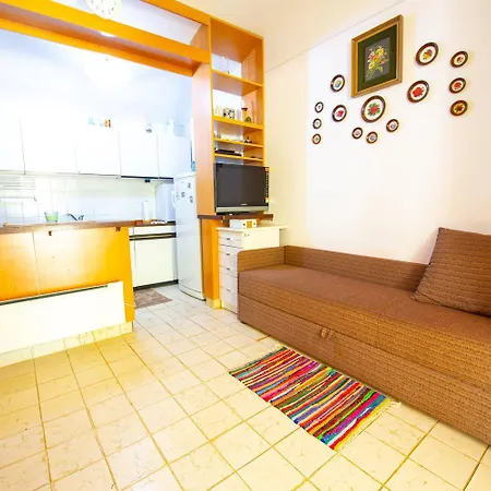 Garden Resort - Apartments Ruzmarin Potocnica Extérieur photo