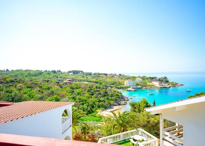 Garden Resort - Apartments Ruzmarin