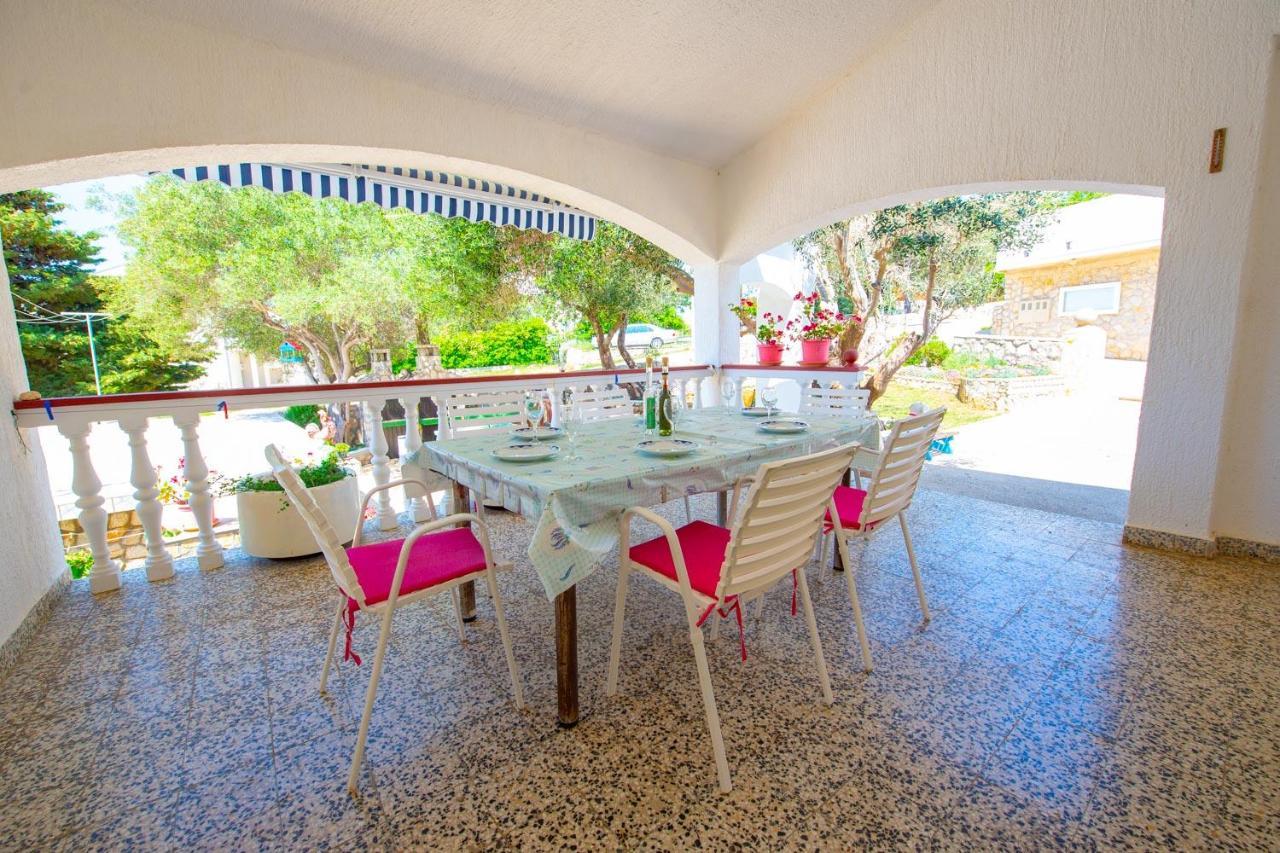 Apartment Garden - Ruzmarin